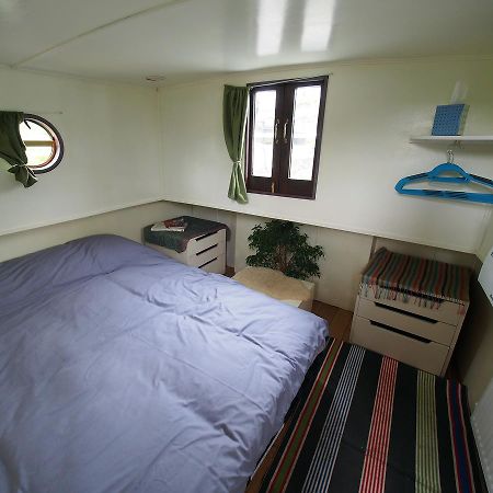 Hotel Roisin Dubh Houseboat Sallins Exterior foto